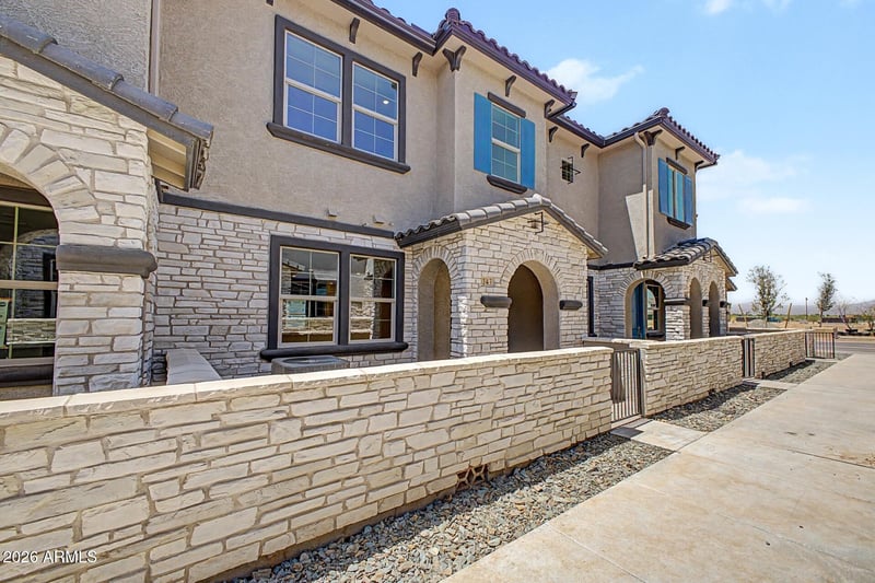 13975 Luke Pw #143, Surprise, AZ 85374