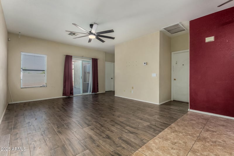 13977 132nd Ct, Surprise, AZ 85379