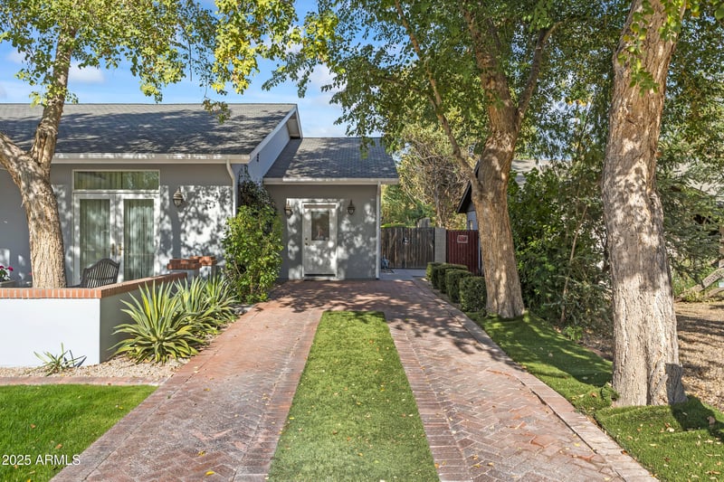 14 14th St, Tempe, AZ 85281