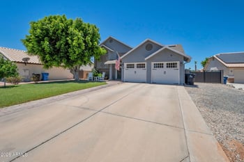 14 Golden Key Dr, Gilbert, AZ 85233