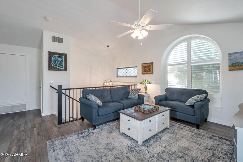 14 S Golden Key Dr, Gilbert, AZ 85233
