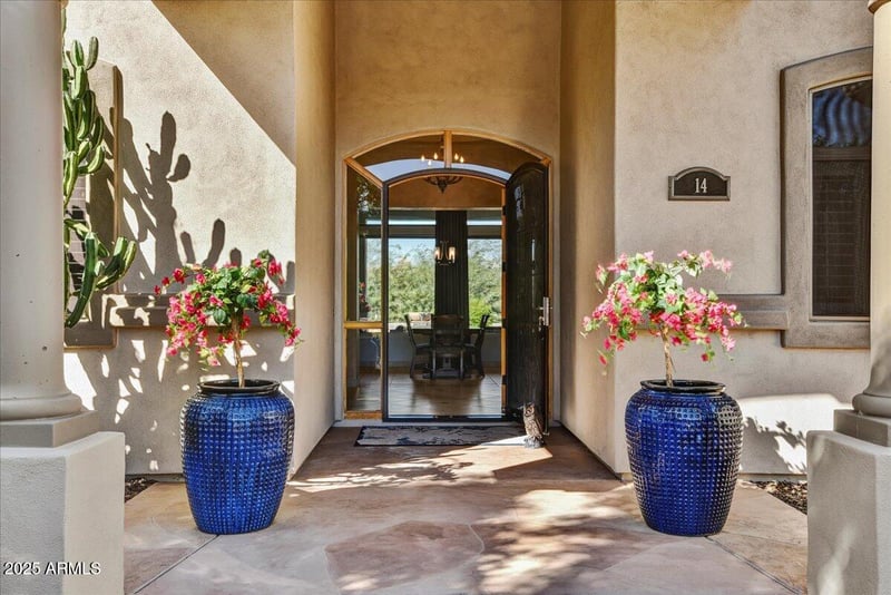 14 Summerset Dr, Phoenix, AZ 85085