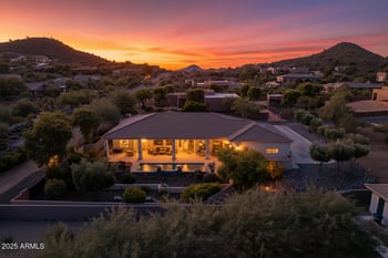 14 Summerset Dr, Phoenix, AZ 85085