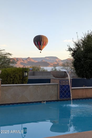 14 Summerset Dr, Phoenix, AZ 85085