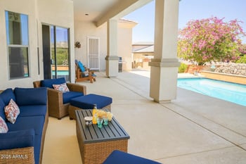 14 Summerset Dr, Phoenix, AZ 85085