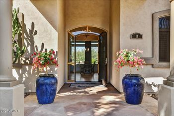 14 W Summerset Dr, Phoenix, AZ 85085
