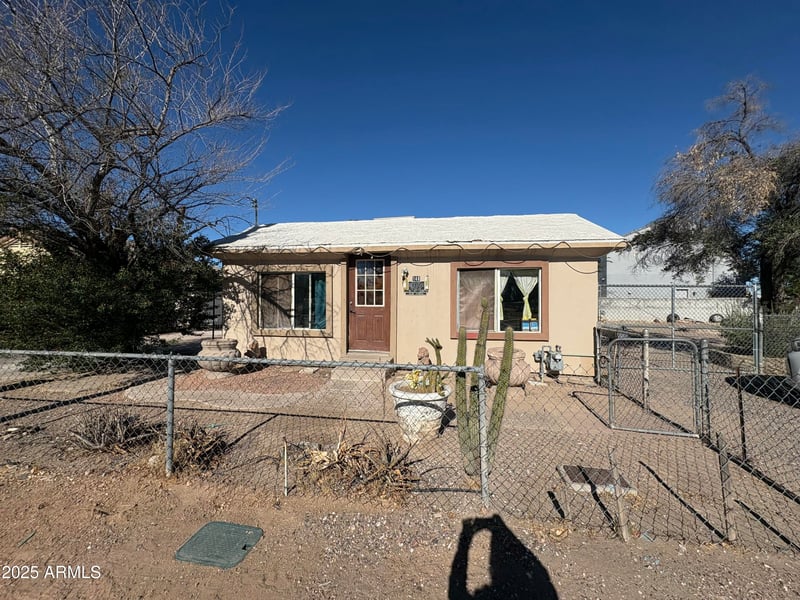 140 8th Ave, Mesa, AZ 85210