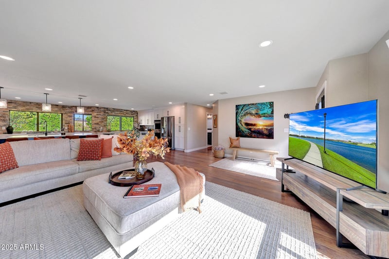 140 Cercado Ln, Litchfield Park, AZ 85340