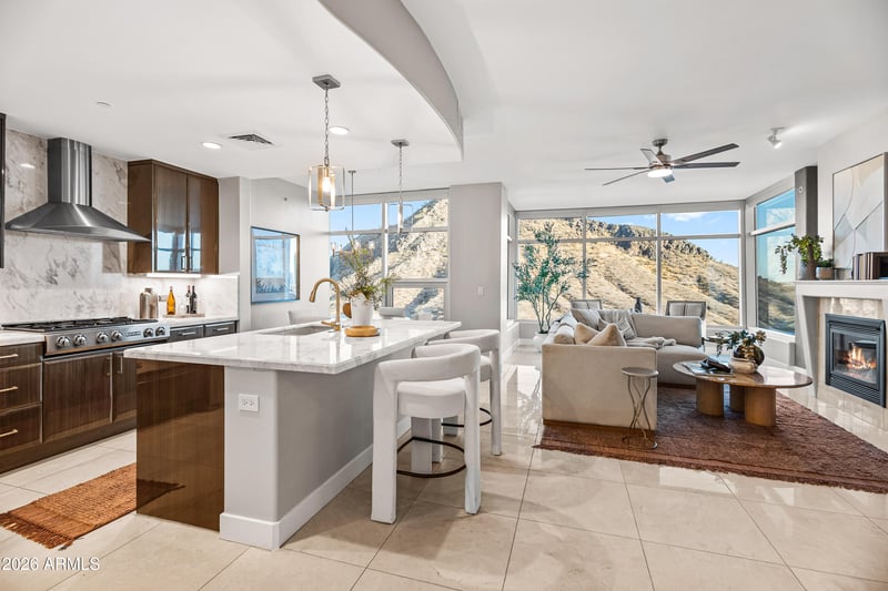 140 E Rio Salado Pw #1101, Tempe, AZ 85281