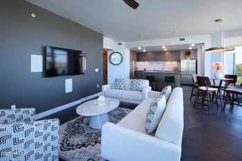 140 E Rio Salado Pw #207, Tempe, AZ 85281