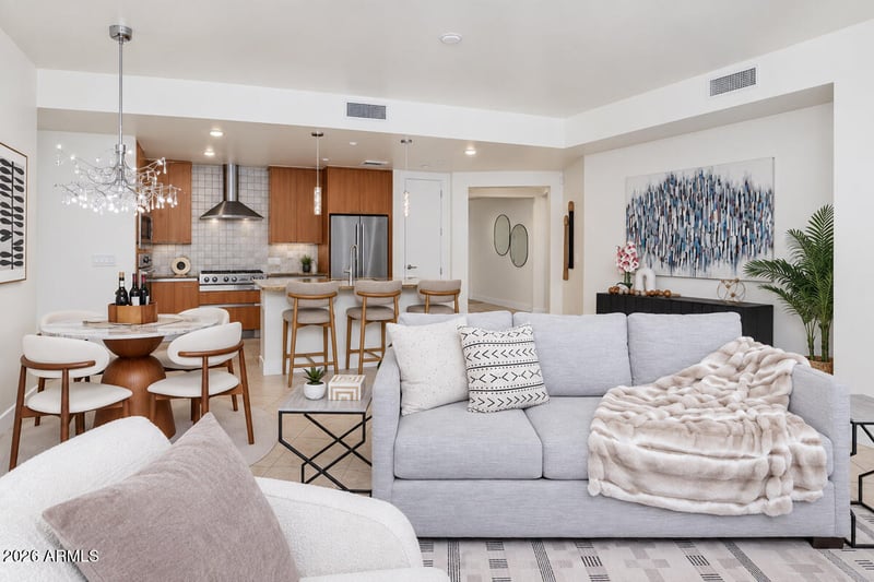 140 E Rio Salado Pw #209, Tempe, AZ 85281
