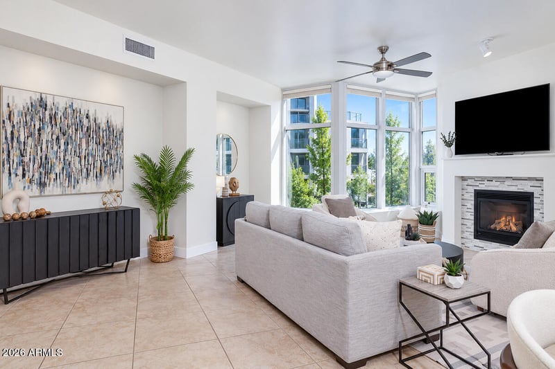 140 E Rio Salado Pw #209, Tempe, AZ 85281
