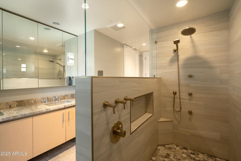 140 Rio Salado Pw #412, Tempe, AZ 85281