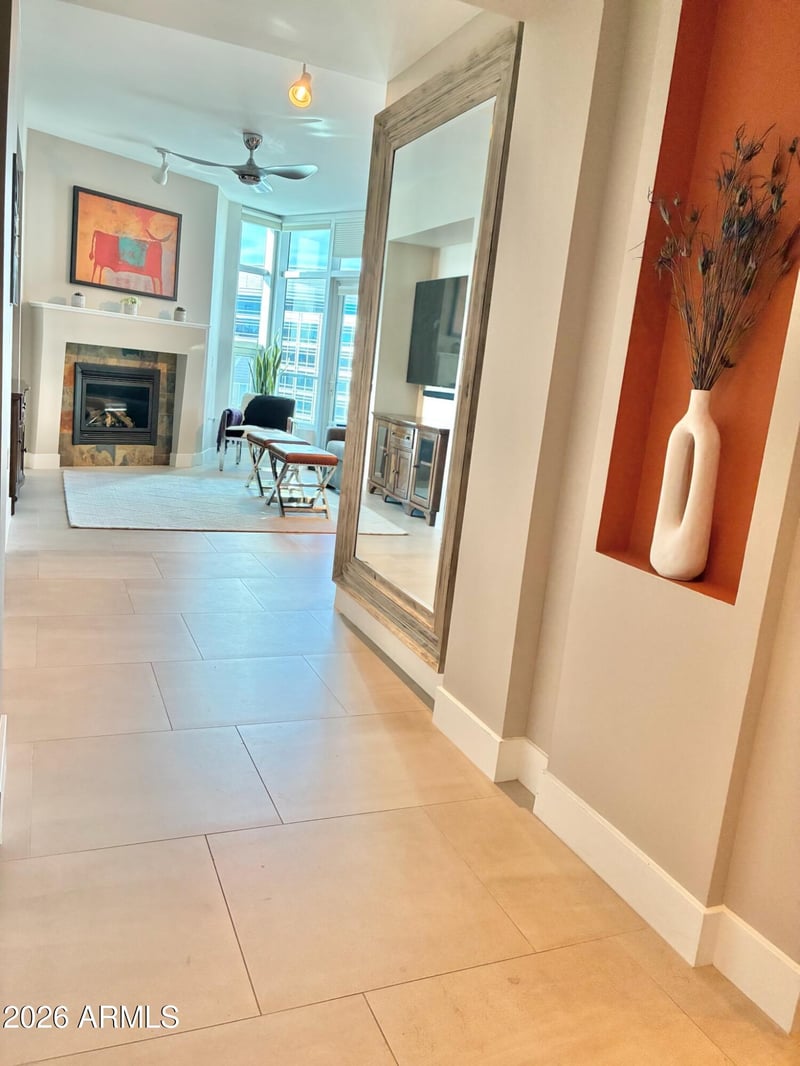 140 Rio Salado Pw #702, Tempe, AZ 85281