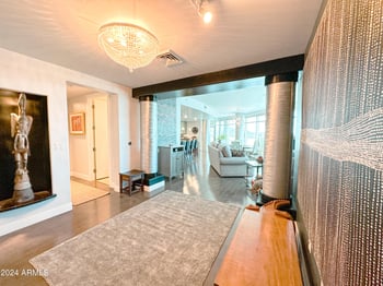 140 E Rio Salado Pw #904, Tempe, AZ 85281