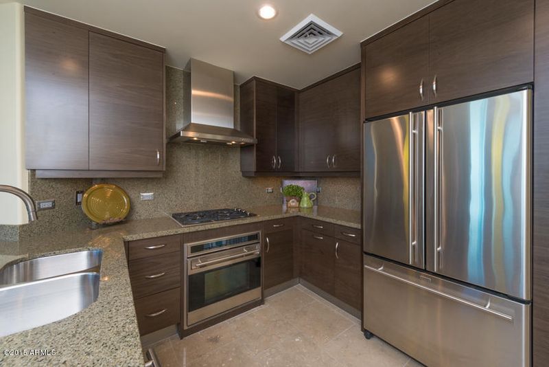 140 E Rio Salado Pw #905, Tempe, AZ 85281
