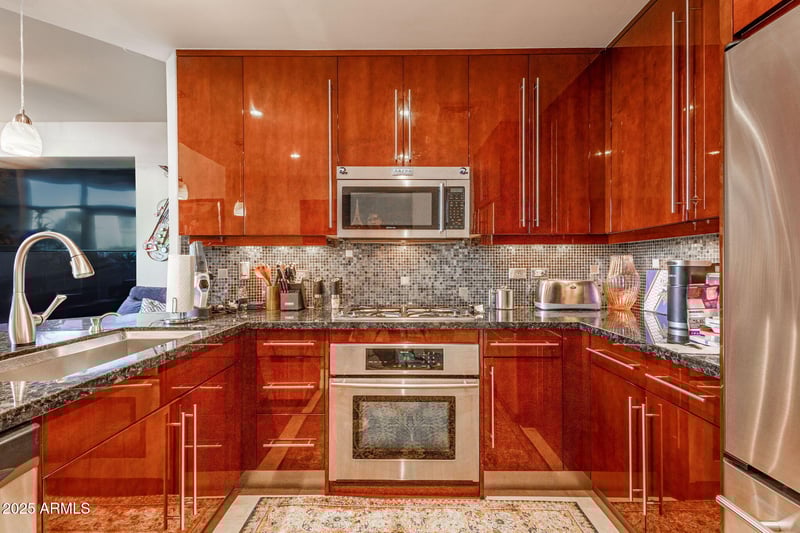 140 Rio Salado Pw #411, Tempe, AZ 85281