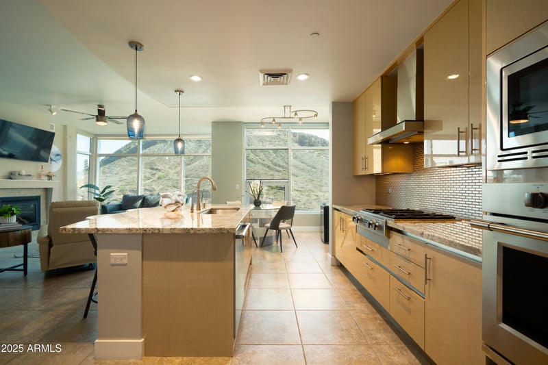 140 Rio Salado Pw #412, Tempe, AZ 85281