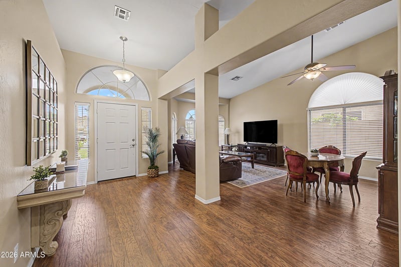 140 W Baylor Ln, Gilbert, AZ 85233