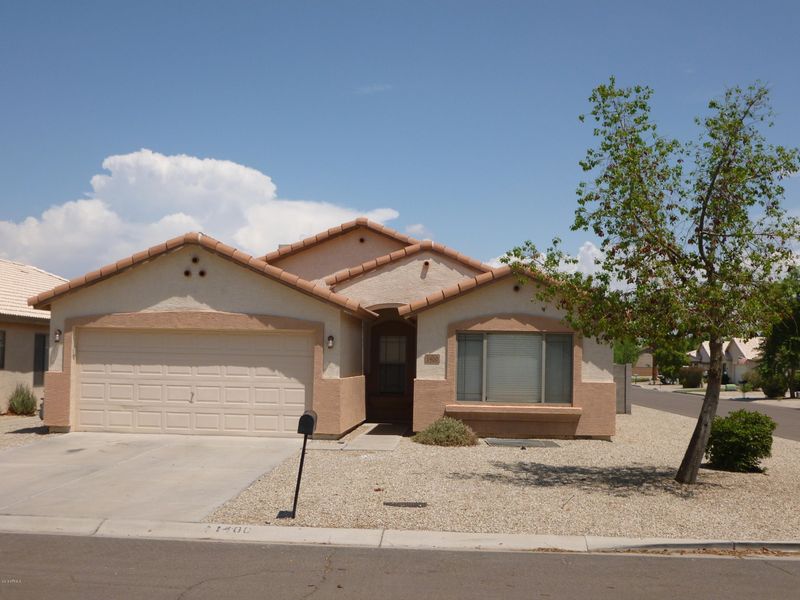 1400 E Santa Fiore St, San Tan Valley, AZ 85140
