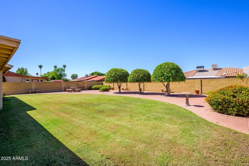 14002 39th Ln, Phoenix, AZ 85053