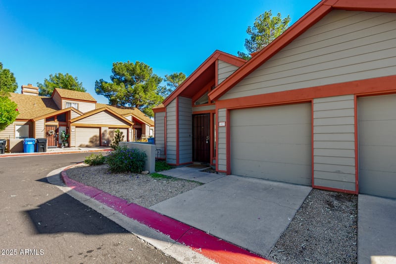 14002 49th Ave #1027, Glendale, AZ 85306