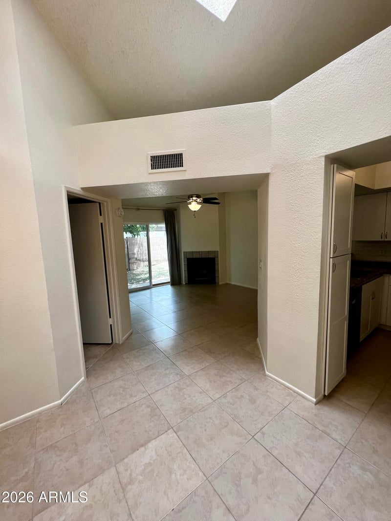 14002 49th Ave #1013, Glendale, AZ 85306