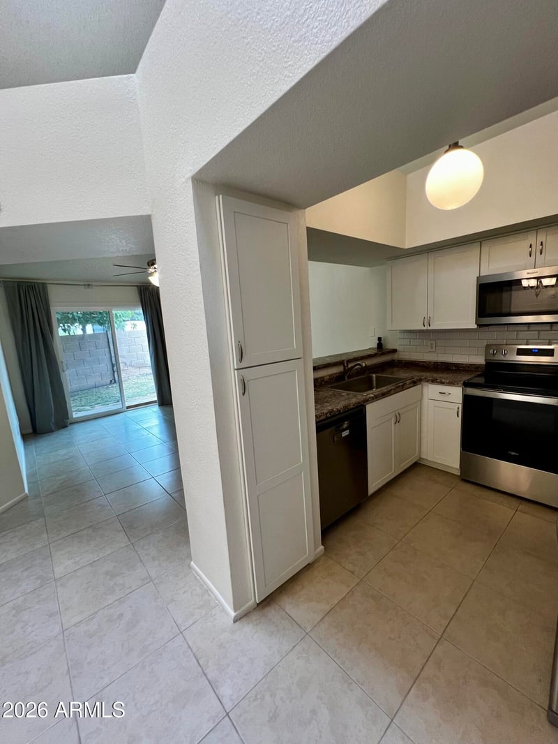 14002 49th Ave #1013, Glendale, AZ 85306