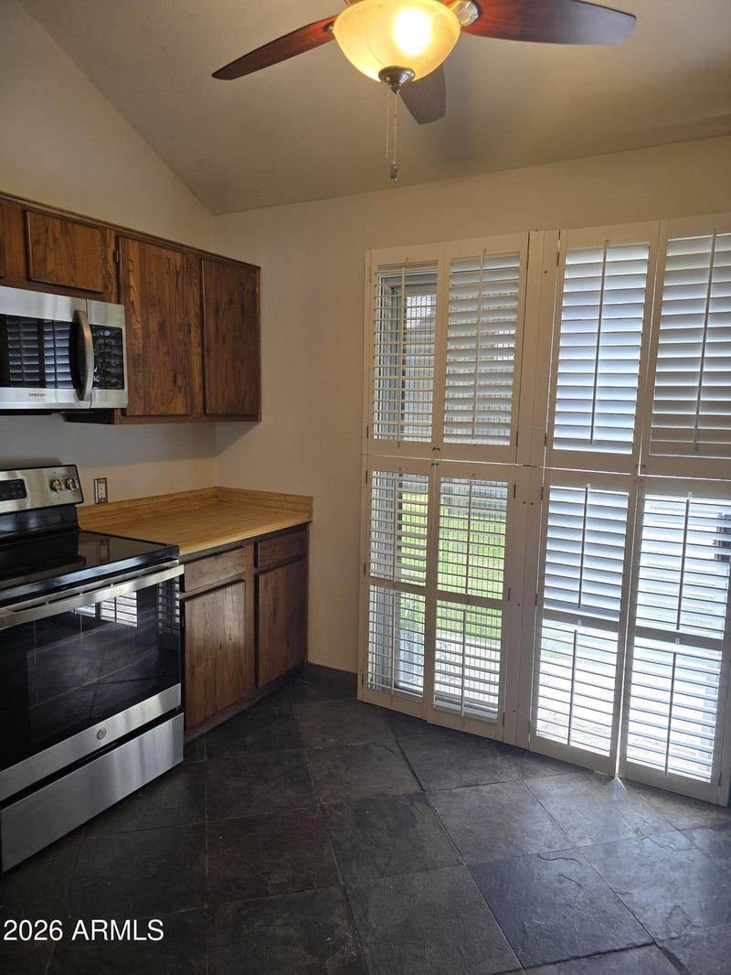 14002 N 49th Ave #1037, Glendale, AZ 85306