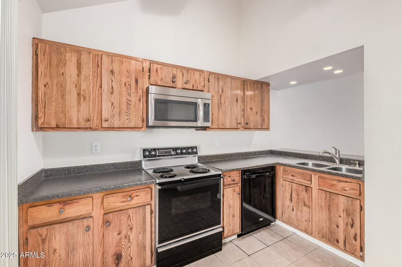 14002 N 49th Ave #1061, Glendale, AZ 85306
