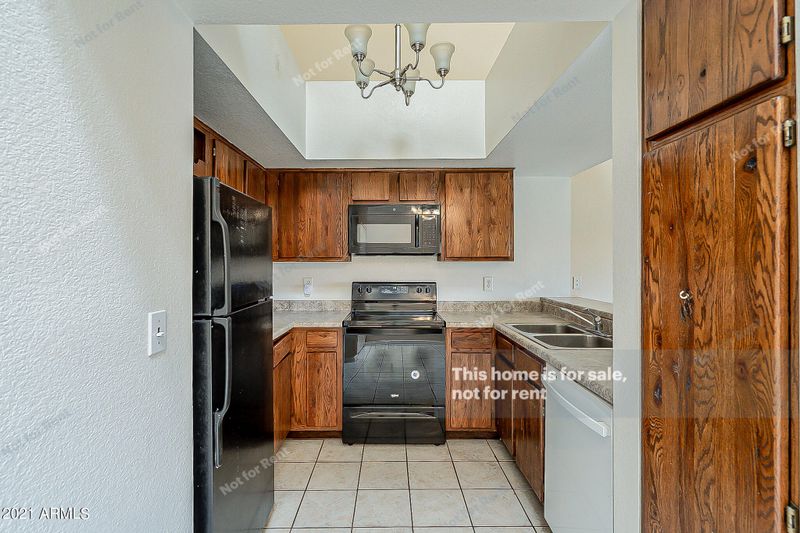 14002 N 49th Ave #1084, Glendale, AZ 85306