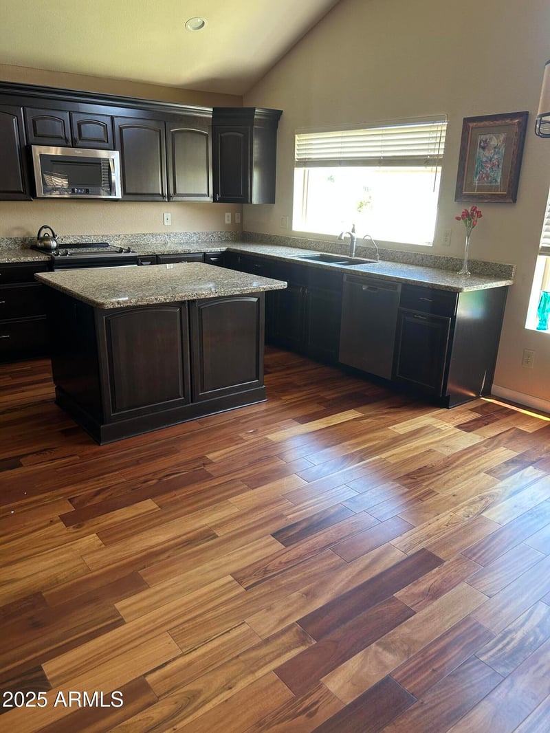14009 30th St, Phoenix, AZ 85032