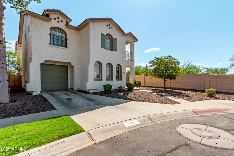 1401 Bloch Rd, Phoenix, AZ 85040