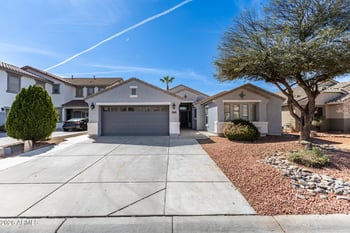 1401 Debbie Dr, San Tan Valley, AZ 85140