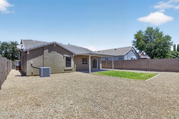 1401 Jeanne Ln, San Tan Valley, AZ 85140