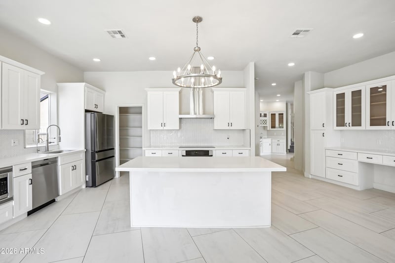 1401 W Sandpiper Dr, Gilbert, AZ 85233