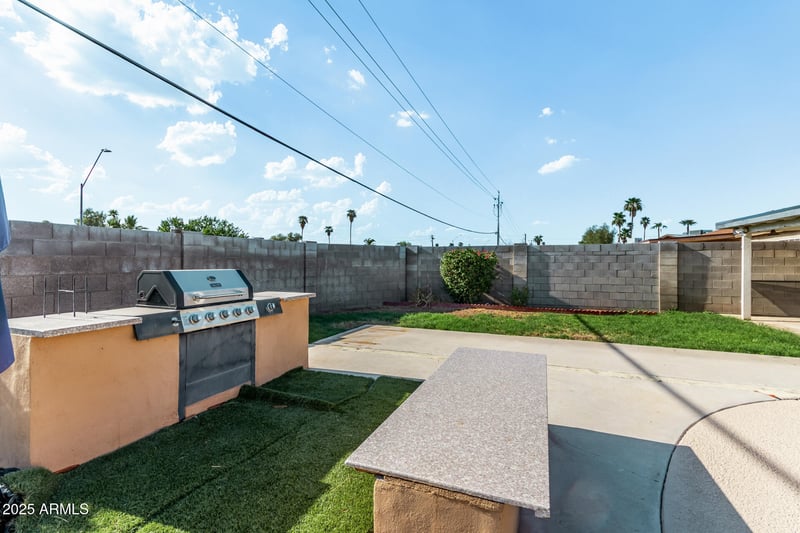 14010 40th Pl, Phoenix, AZ 85032