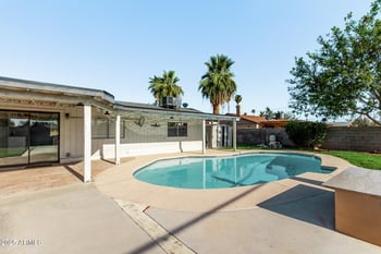 14010 40th Pl, Phoenix, AZ 85032