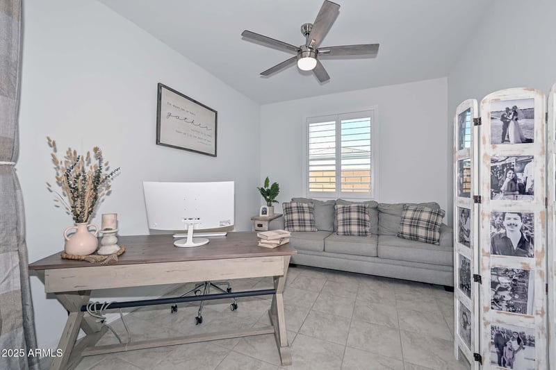 14010 Mariposa Grande --, Surprise, AZ 85387