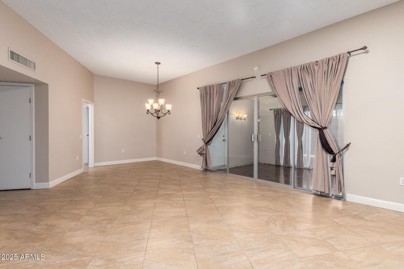 14011 Palm Ridge Dr, Sun City, AZ 85351
