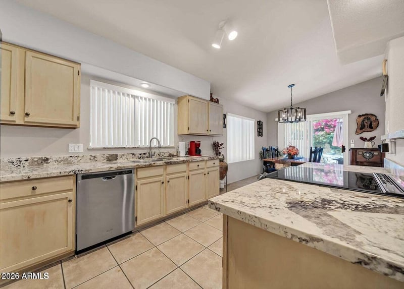 14011 W Paiute Trl, Surprise, AZ 85374