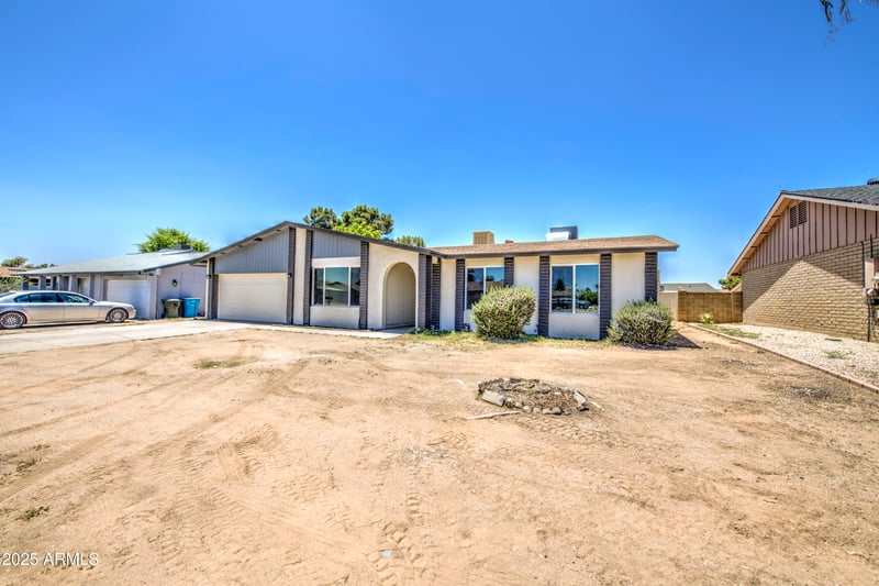 14014 39th Ave, Phoenix, AZ 85053