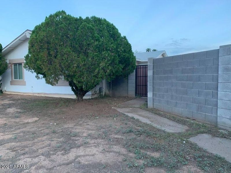 14018 N 48th Ave, Glendale, AZ 85306