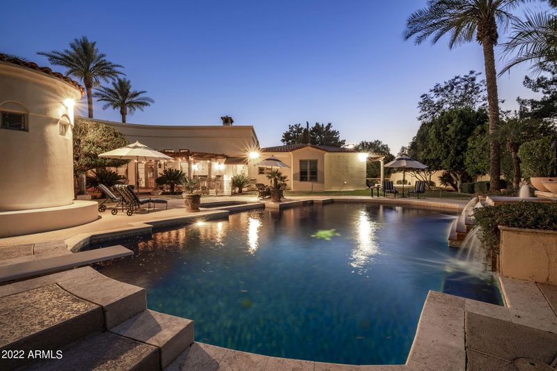 1402 E Colt Rd, Tempe, AZ 85284