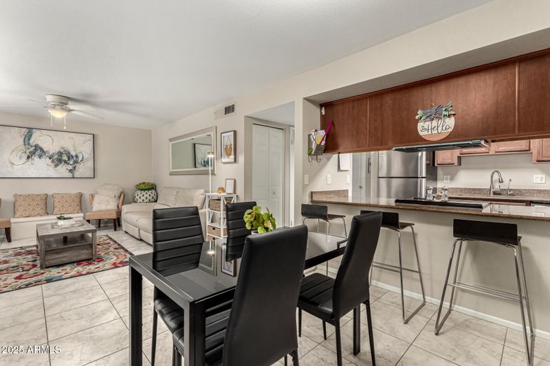 1402 E Guadalupe Rd #114, Tempe, AZ 85283