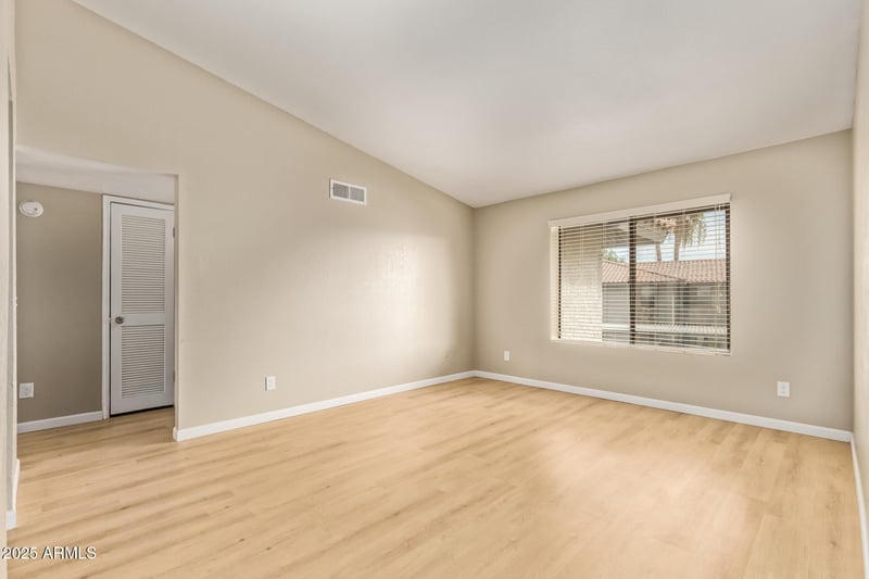 1402 Guadalupe Rd #245, Tempe, AZ 85283