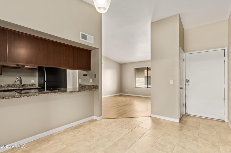 1402 Guadalupe Rd #245, Tempe, AZ 85283