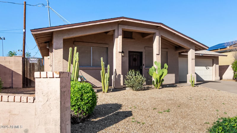 1402 Malapai Dr, Phoenix, AZ 85020