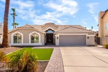 1402 W Emerald Key Ct, Gilbert, AZ 85233