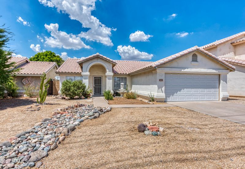1402 W Grovers Ave, Phoenix, AZ 85023